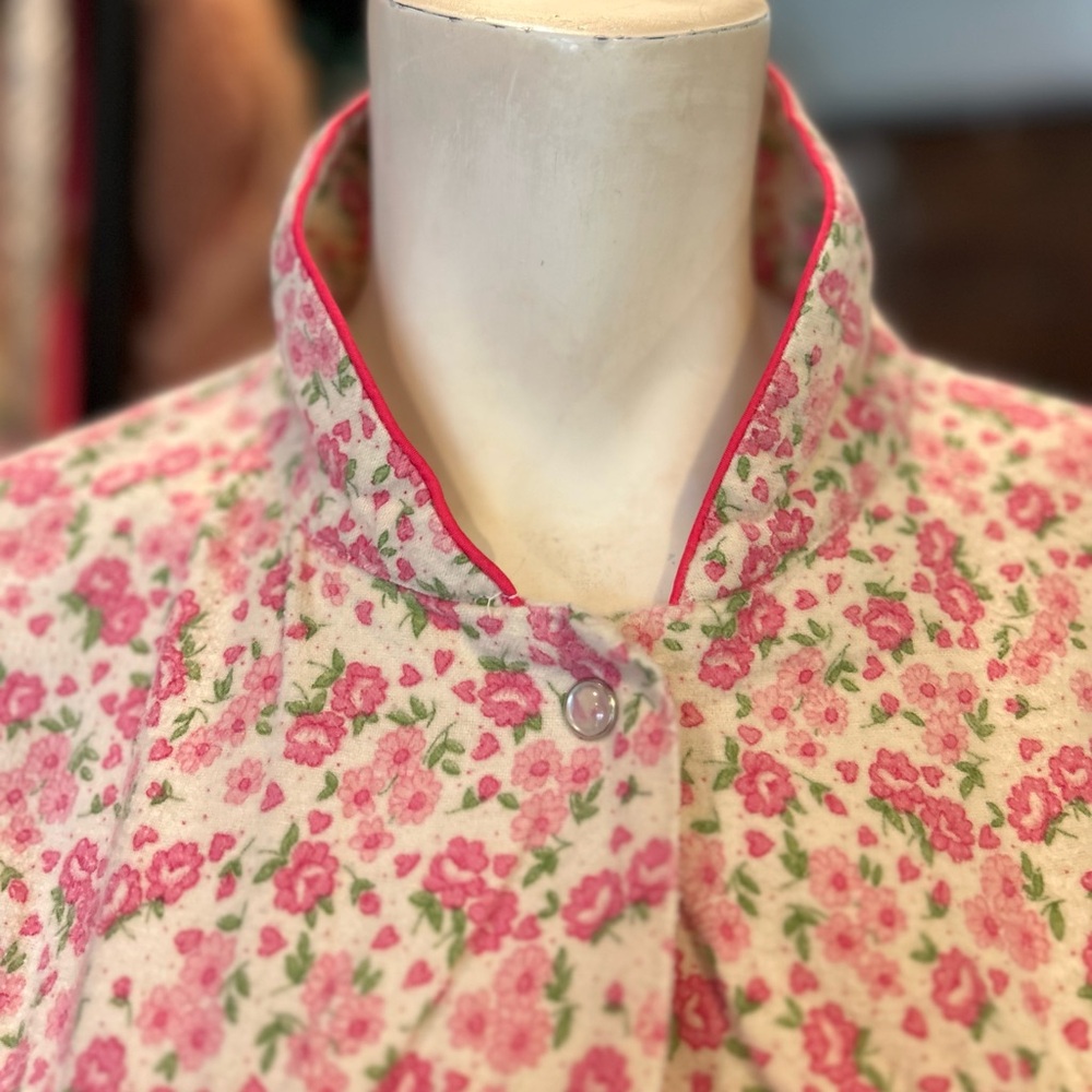 Vintage Pink Flower Bud Housedress - image 3
